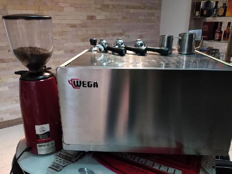 Capuccinera Vega Y Molino Espresso