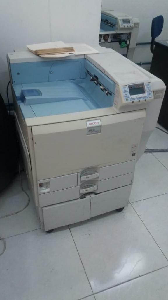 impresora laser ricoh 820