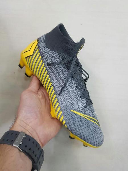 Guayos Nike Mercurial Over