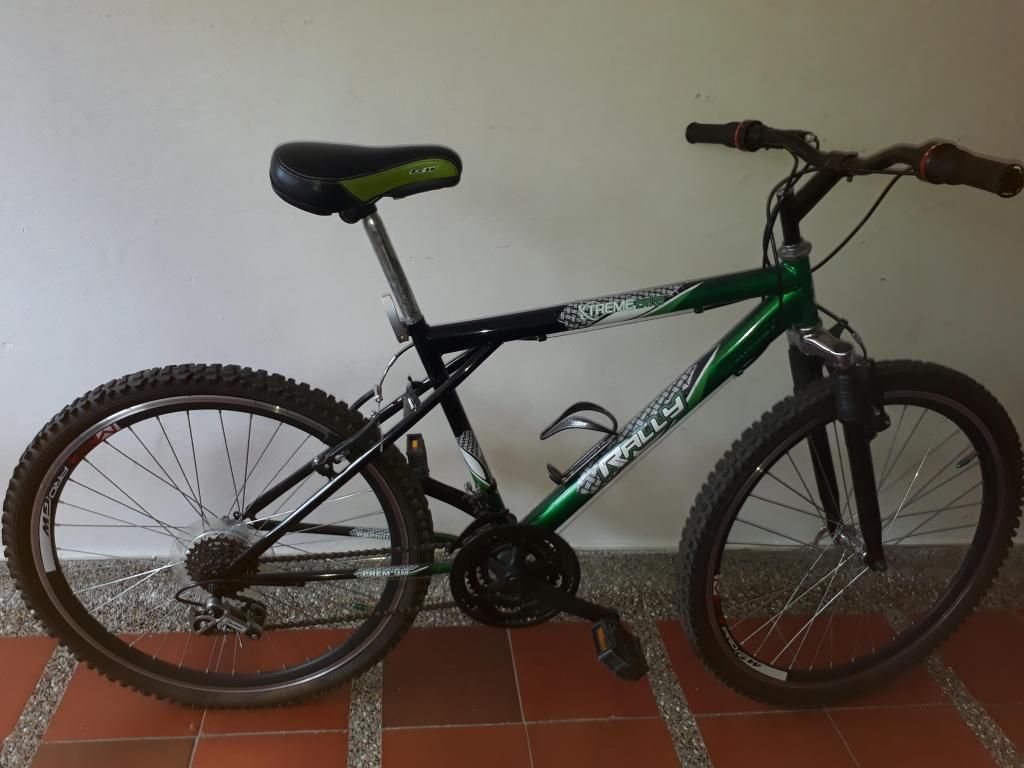 VENDO: Bicicleta marca RALLY TREME