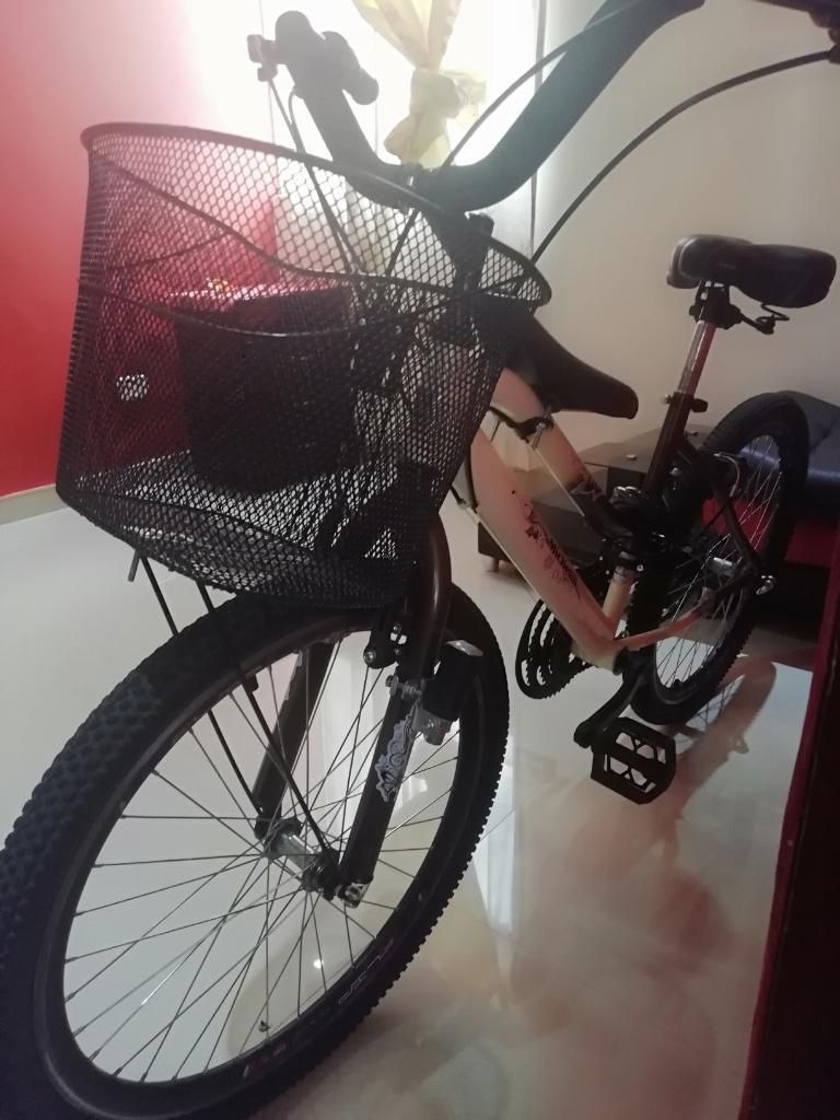 Vendo Hermosa Bicicleta Playera