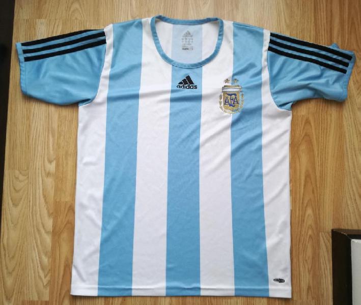 Vendo O Cambio Camiseta Argentina Adidas