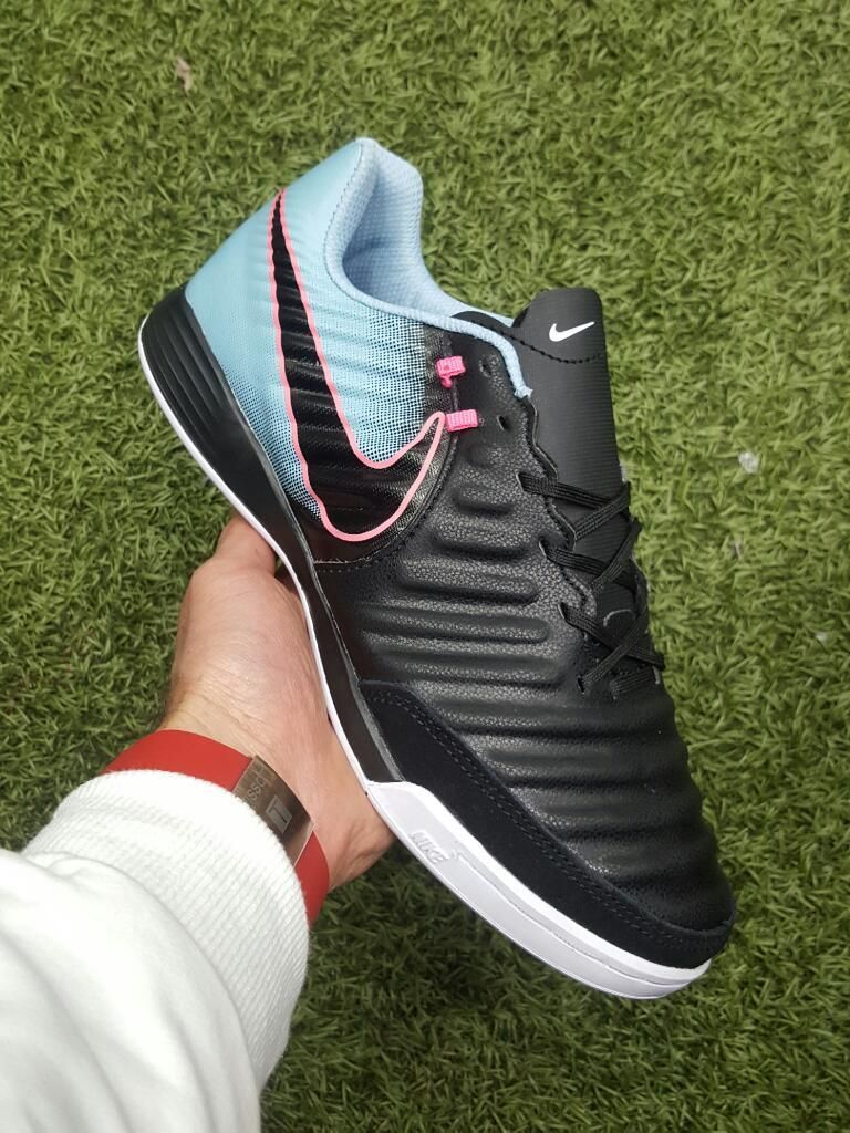 zapatillas para jugar microfutbol para mujer