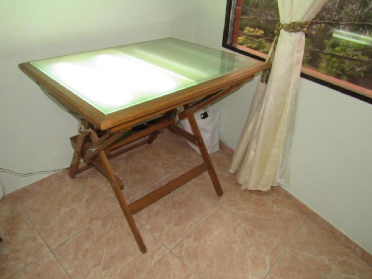 Mesa de dibujo calcante