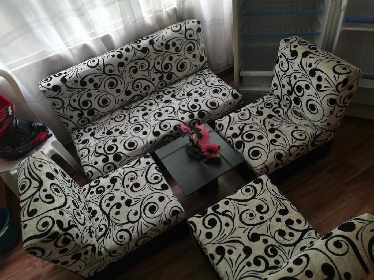 Vendo Muebles Pequeños