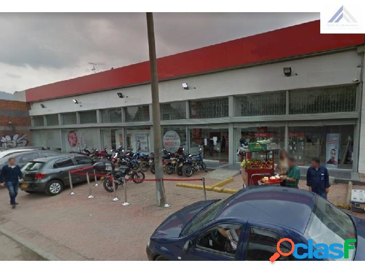Local::Arriendo::940 M2::Av. Americas
