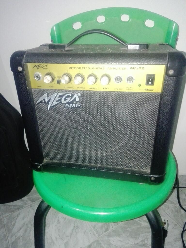 Amplificador para Guitarra Mega