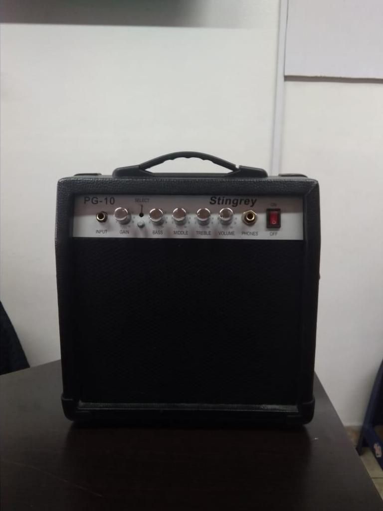 Vendo amplificador de 15w stingrey