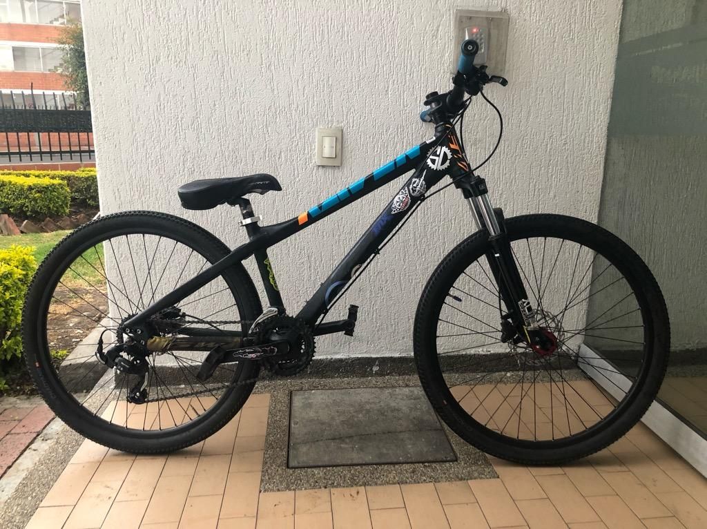 Bicicleta Gw Raven