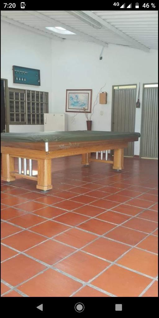 Vendo Mesa de Billar Buen Estado