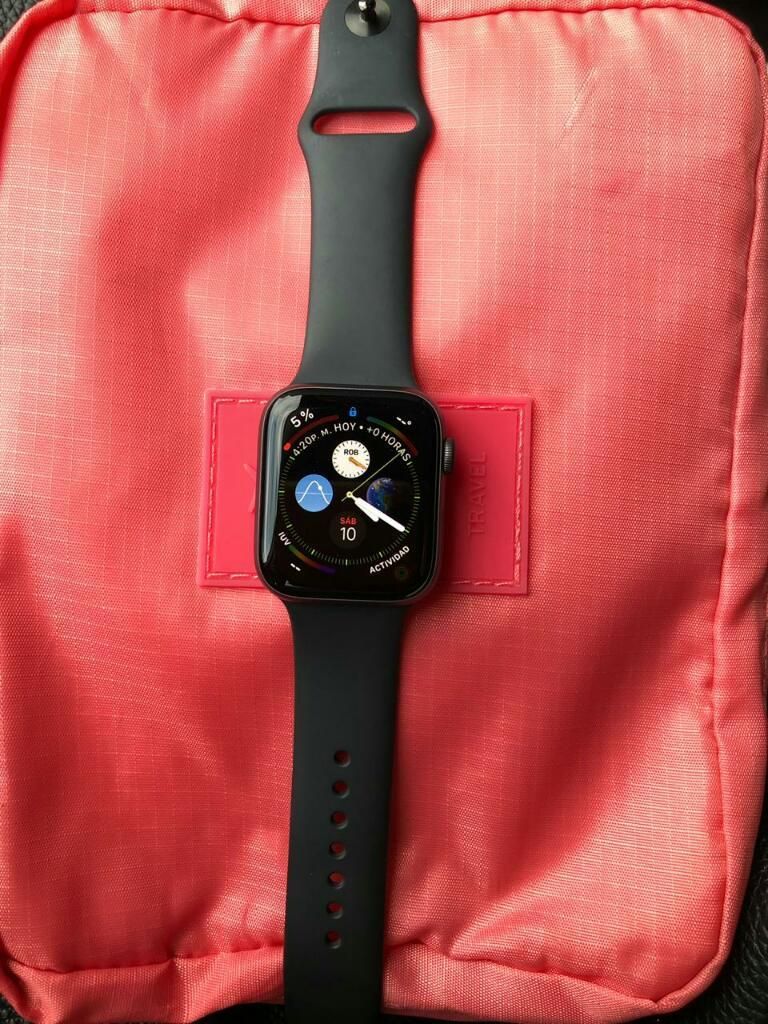 Apple Watch Serie 4 de 44 Mm Lte