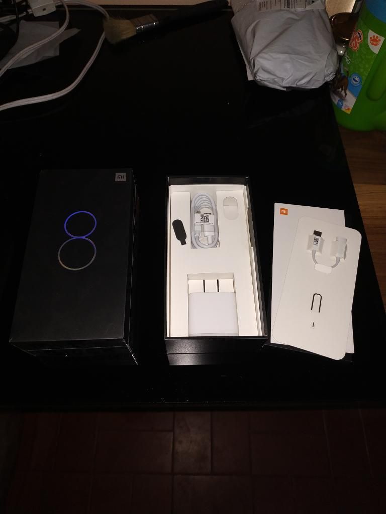 Caja Xiaomi Mi 8, Todos Los Accesorios