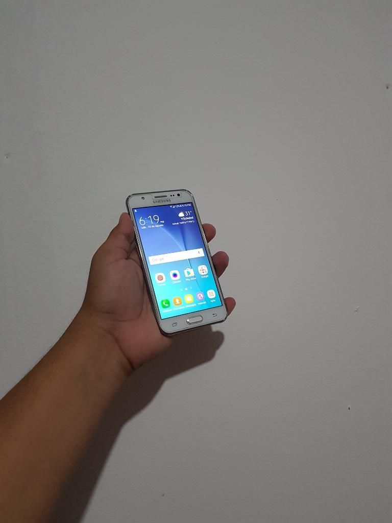 Vendo Samsung Galaxy J5 Normal