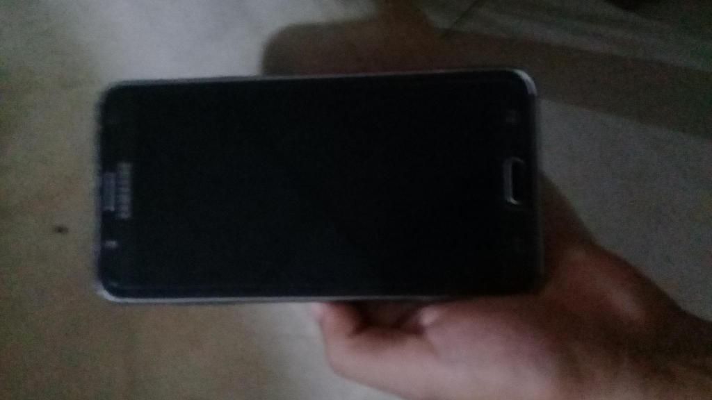 Venta de celular Samsung j7