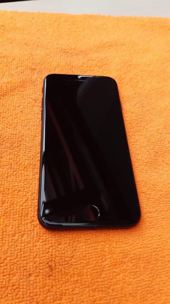 Vendo iPhone 7 - 32Gb Negro Mate