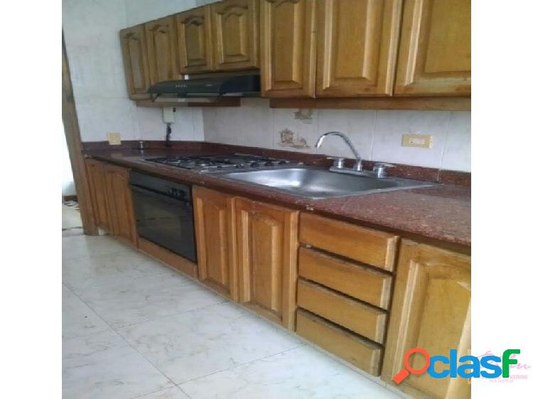 SE VENDE APARTAMENTO EN SANTA PAULA