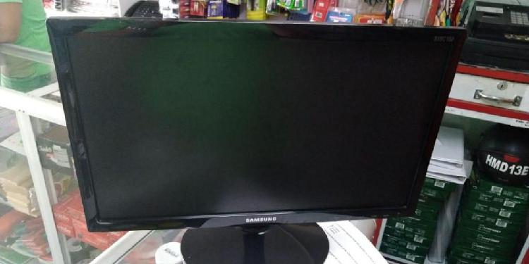 Monitor Led Samsung 19