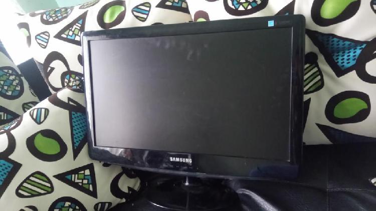 Monitor Samsung 20''