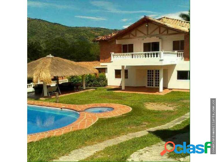 Vendo espectacular casa en San Jerónimo