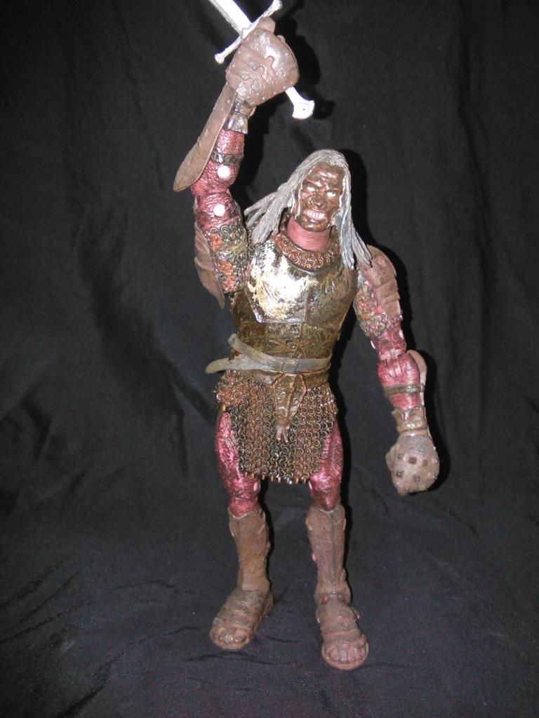 ESPECTACULAR FIGURA ORCO