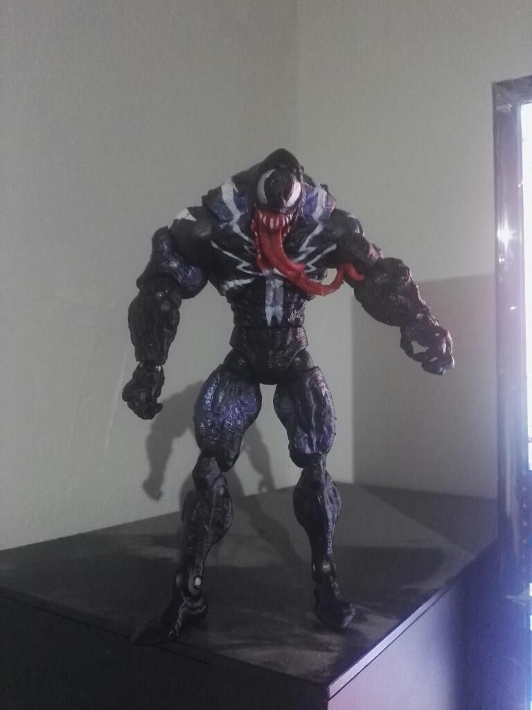 Figura Venom