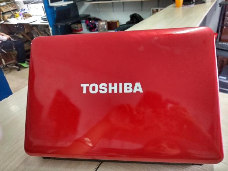 Hermoso Toshiba Core I3