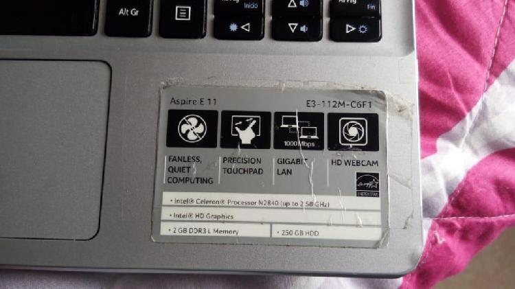 Portatil Acer Aspire E3-112M-C6F1