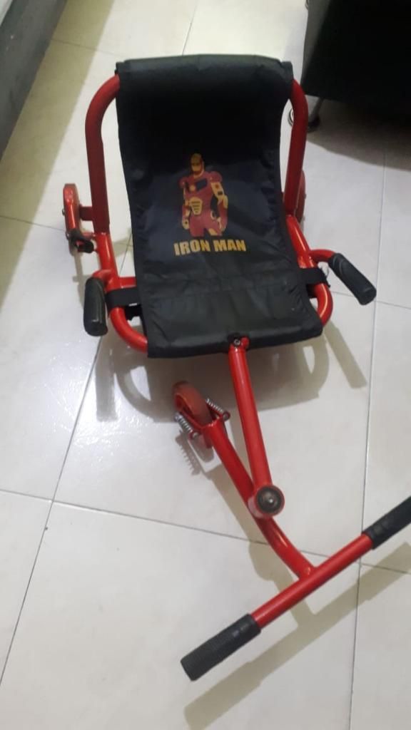 Three Wheeler