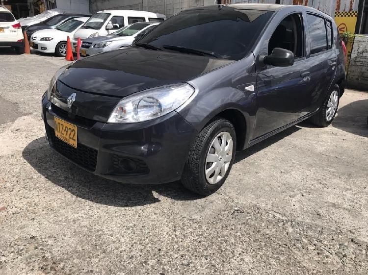 Renault Sandero Authentic 2013