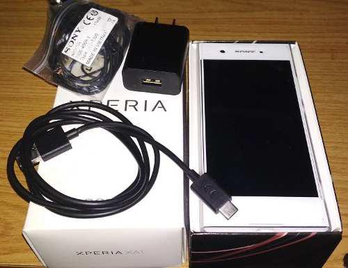 Sony Xperia Xa1 + Cargador + Audífonos Originales