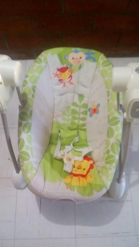 Silla Mecedora Musical Fisher Price