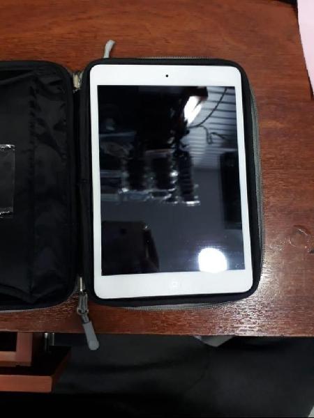 Vendo Hermoso iPad Mini 2 de 56.6