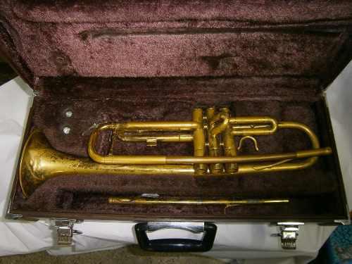 Trompeta Bronce Yamaha Japan, Decorativa, No Funcional