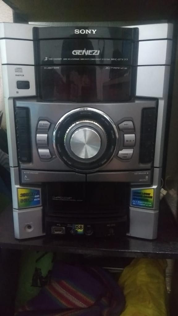Vendo Equipo de Sonido Sony