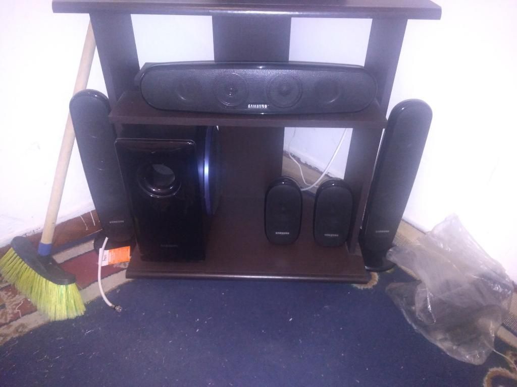 Vendo Parlantes para Teatro Samsung