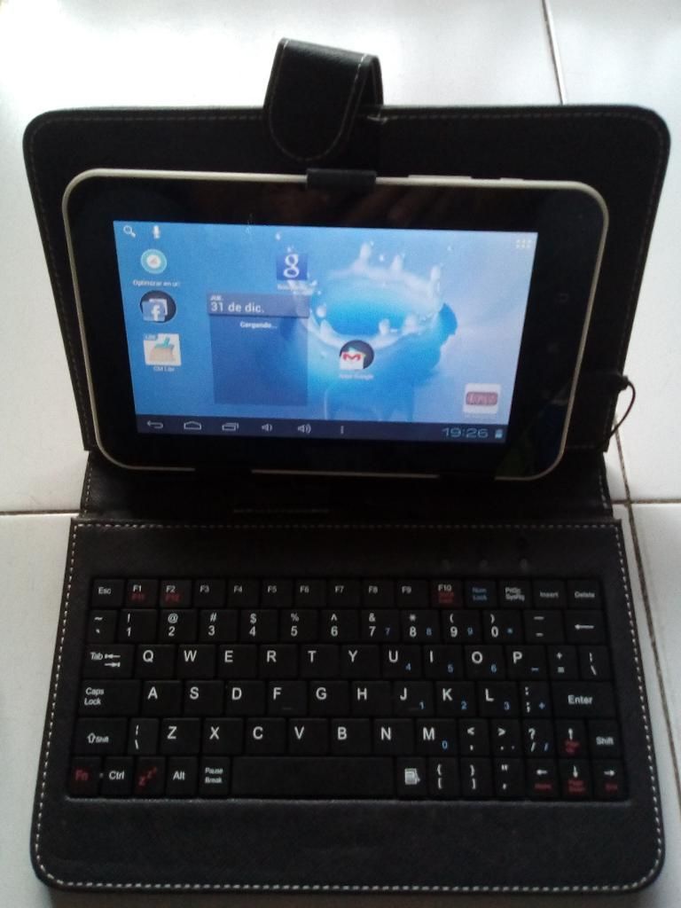 Tableta Woo Comet - Android - 7 Pulgadas con Teclado