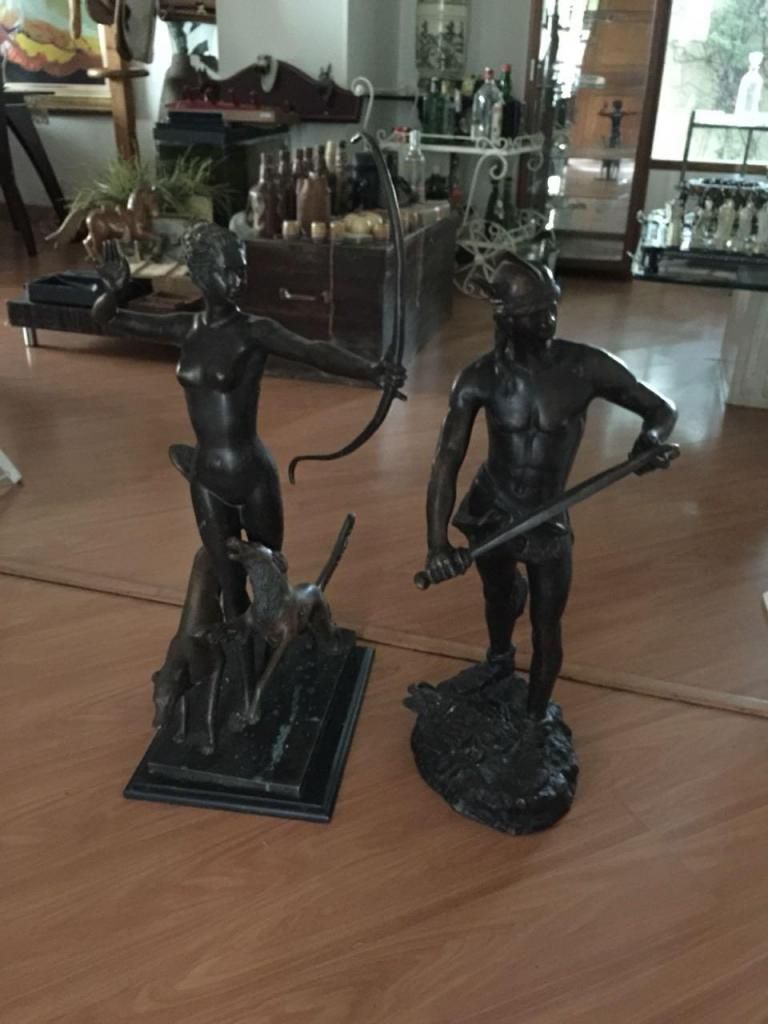 2 Esculturas artemisa en bronce