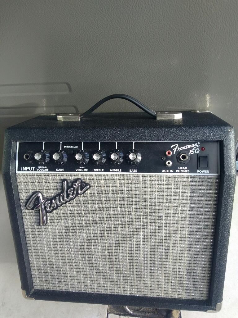 Amplificador Fender Frontman 15 G