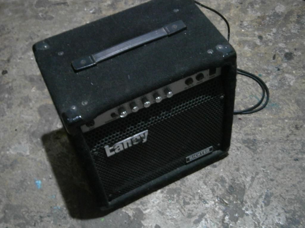 Amplificador Para Bajo Laney Rb1 30w