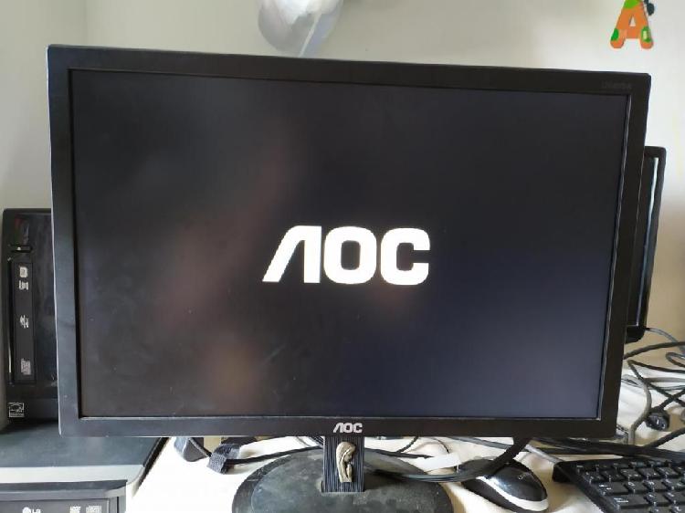 Monitor Led Aoc i2080sw 20 Pulg Con Cargador