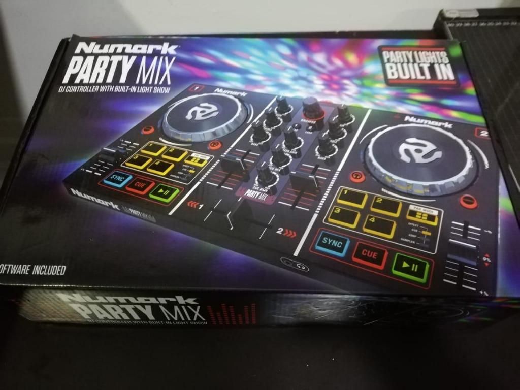 NUMARK PARTY MIX CONTROLADOR DJ