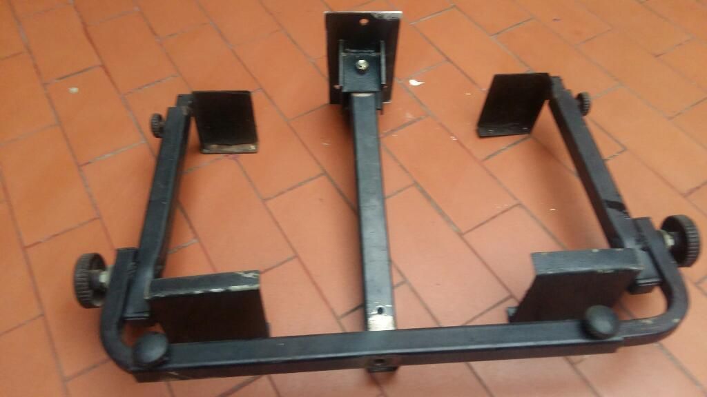 Vendo Base para Televisor Antiguos