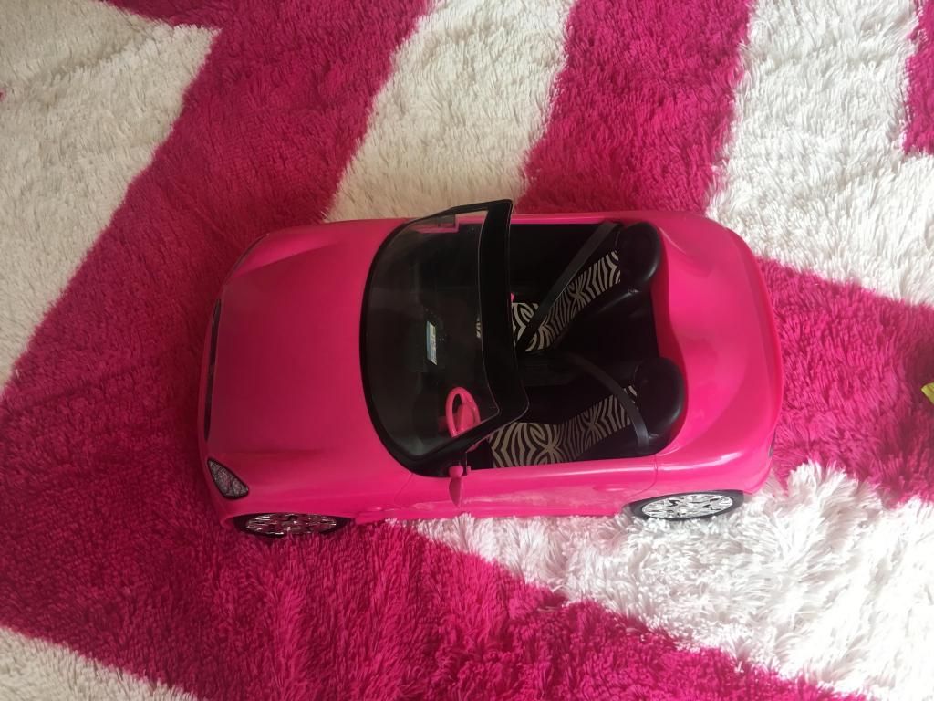 carro rosado de barbie convertible- usado