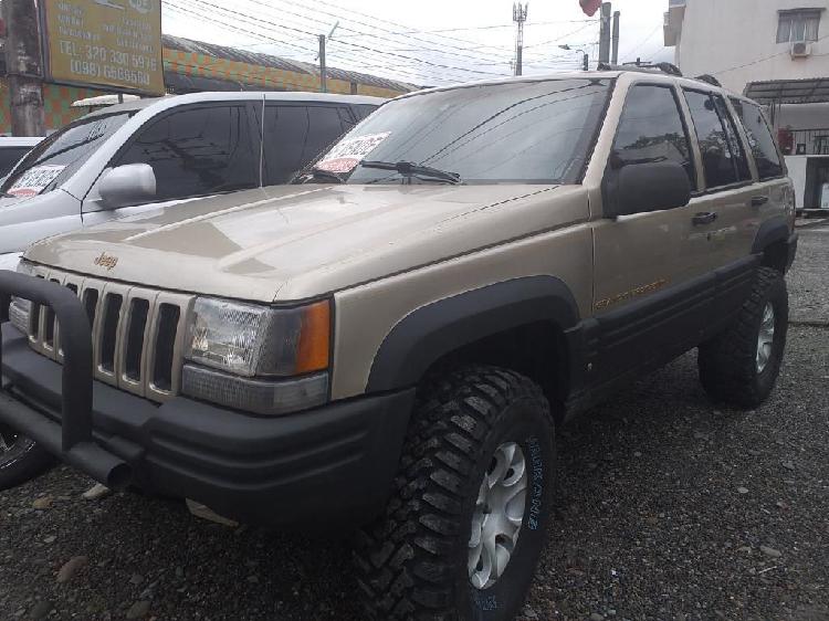 Hermosa Jeep Cheroke 1997