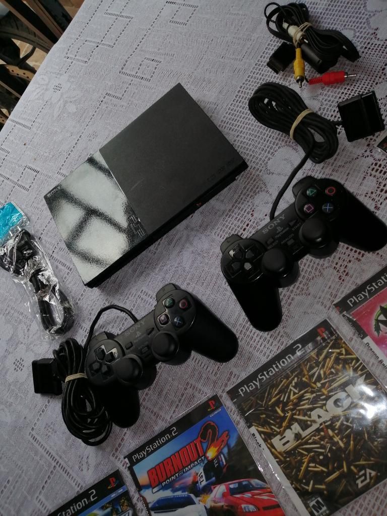 Vendo Ps2 Slim  Completo