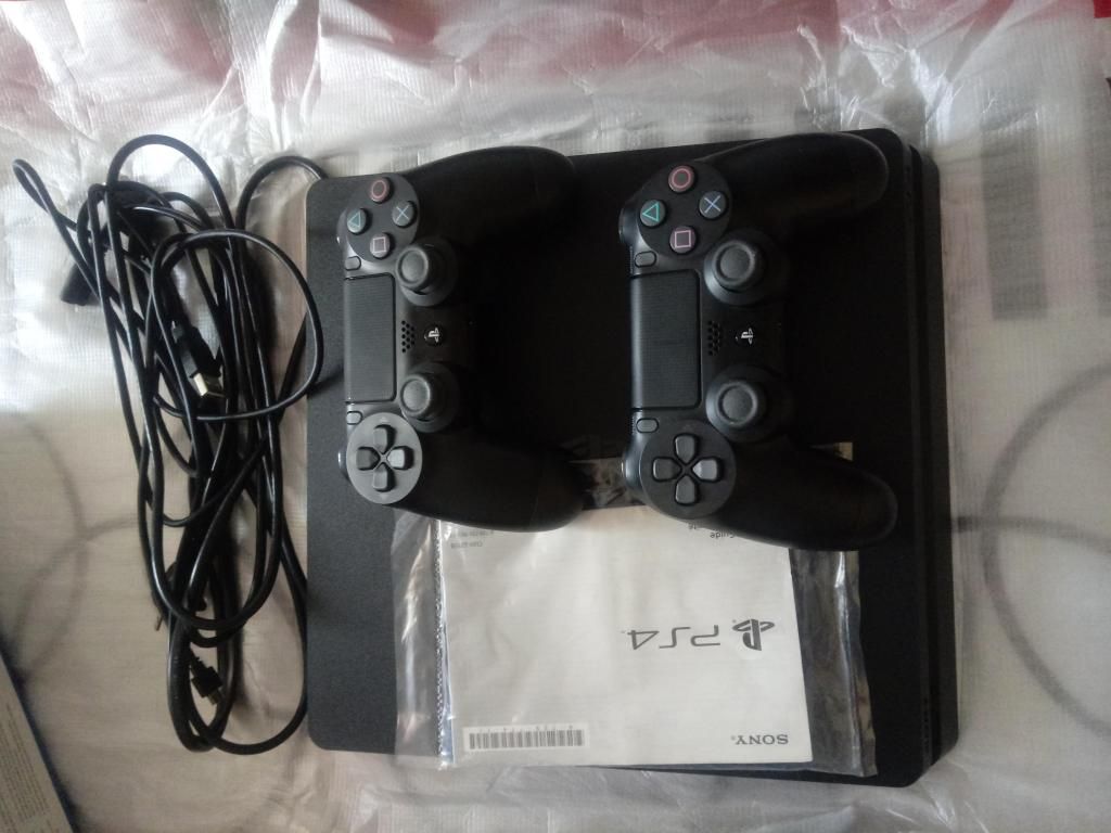 Vendo ps4 en 