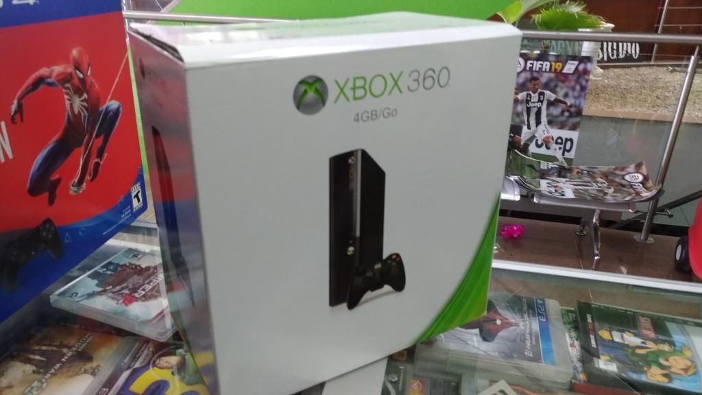 Xbox 360 con Kinect Y Juegos