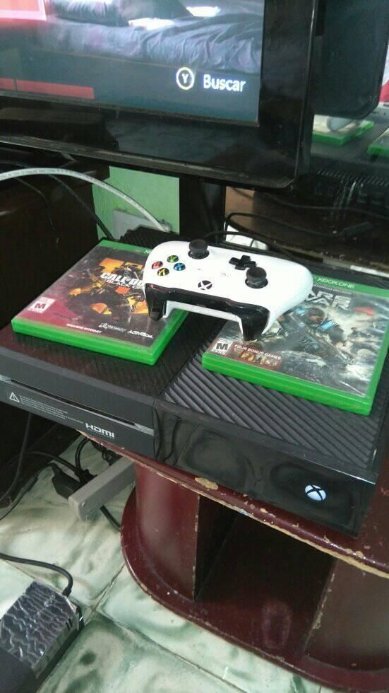 xbox one 2 juegos 1 control