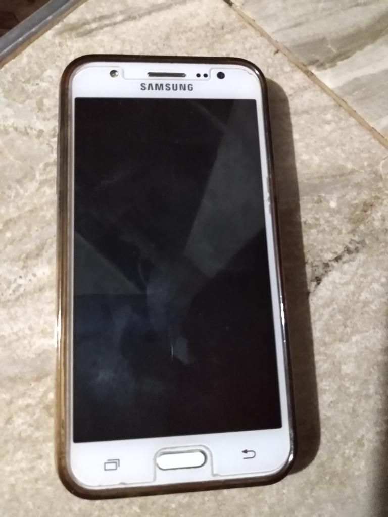Se Vende Samsung J5 con Caja