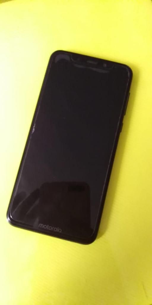 VENDO MOTOROLA ONE DE 32 GB